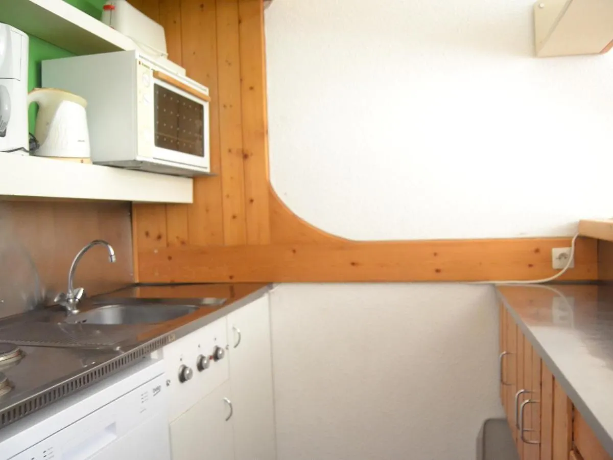 Apartment ### Titre Propose : Studio 5 Pers, Skis Aux Pieds, Proche Commerces Et Pistes, Charvet Arc 1800 - Fr-1-411-470 Les Arcs